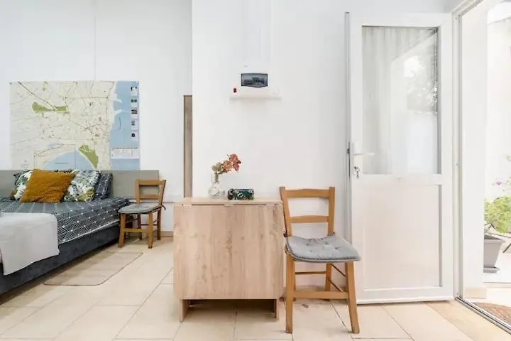 Cozy And Traditional - Ec Studios Larnaca Apartament