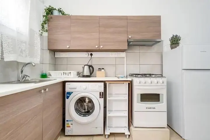 Cozy And Traditional - Ec Studios Larnaka Zypern